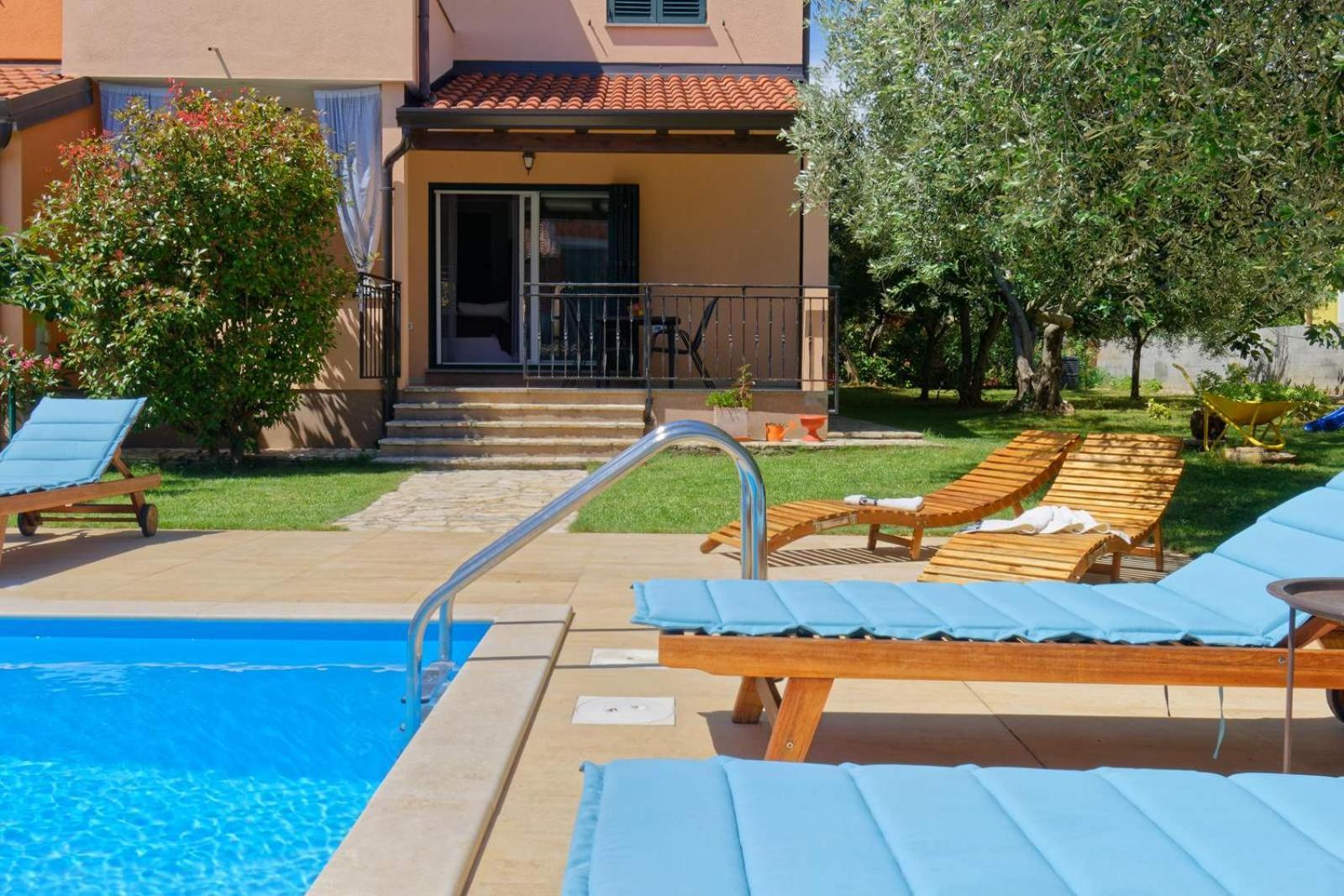 אומאג Apartment Maritea By Rent Istria מראה חיצוני תמונה