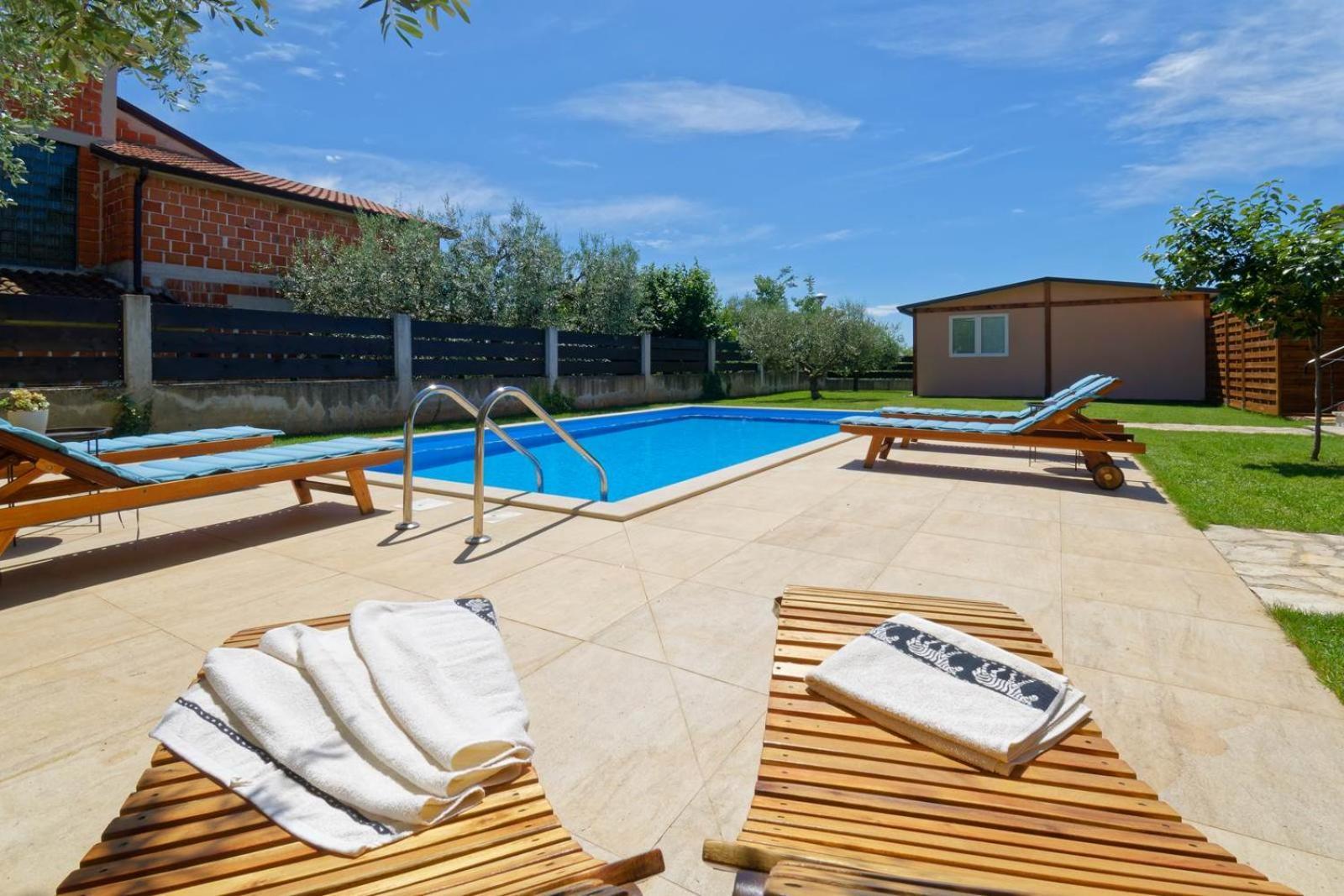 אומאג Apartment Maritea By Rent Istria מראה חיצוני תמונה